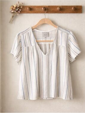 RailsLight Blue & White Striped V-Neck Women's Top